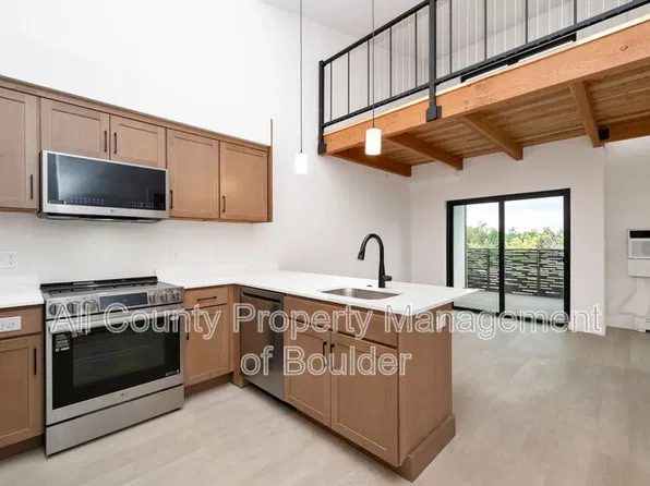 2301 Pearl St, Boulder, CO