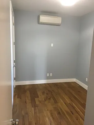 Rented by Bloom Real Estate Group | media 8