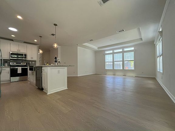 5th image of 7300 20th St #63
