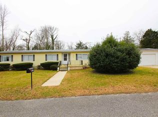 608 E Saint Johns Ave, Villas, NJ 08251