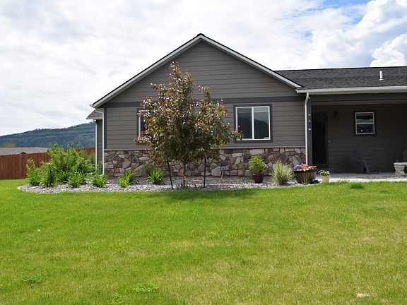 2nd image of 21427 Megan Dr