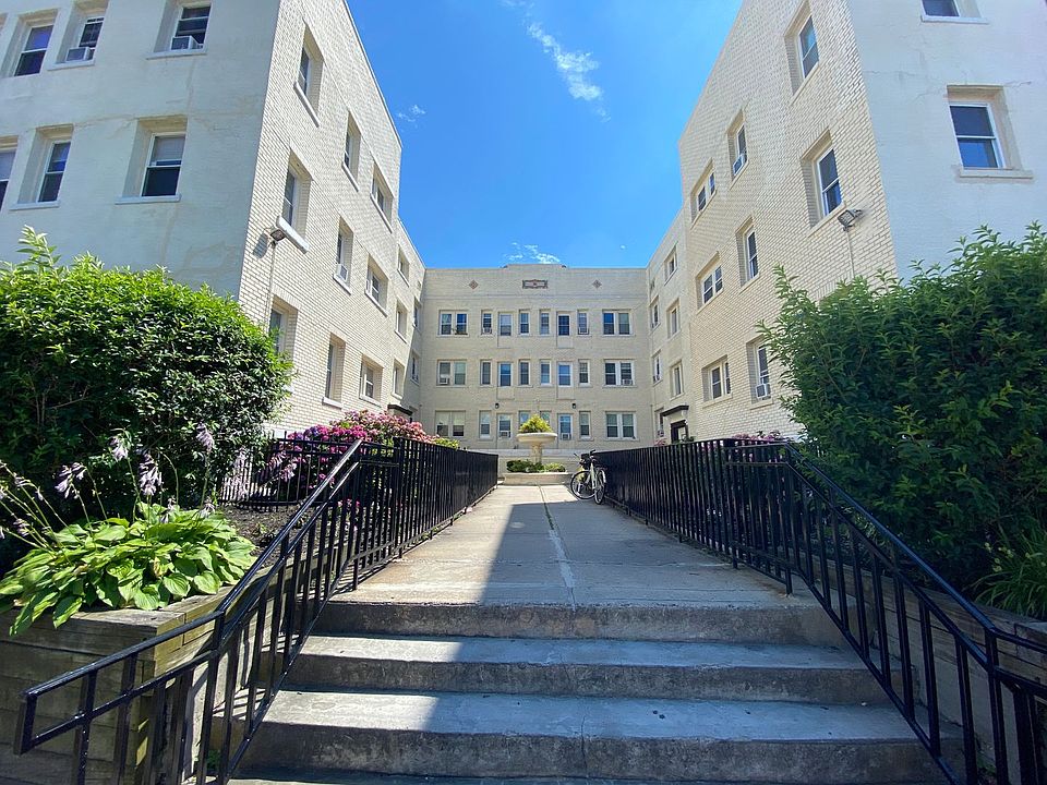 1st image of 206-210 2nd Ave #23