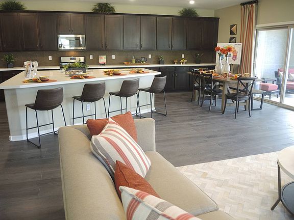 Interior Bronze-Kitchen