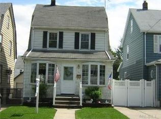 24848 88th Dr, Jamaica, NY 11426