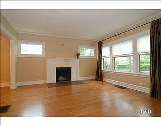265 Poplar St photo 1