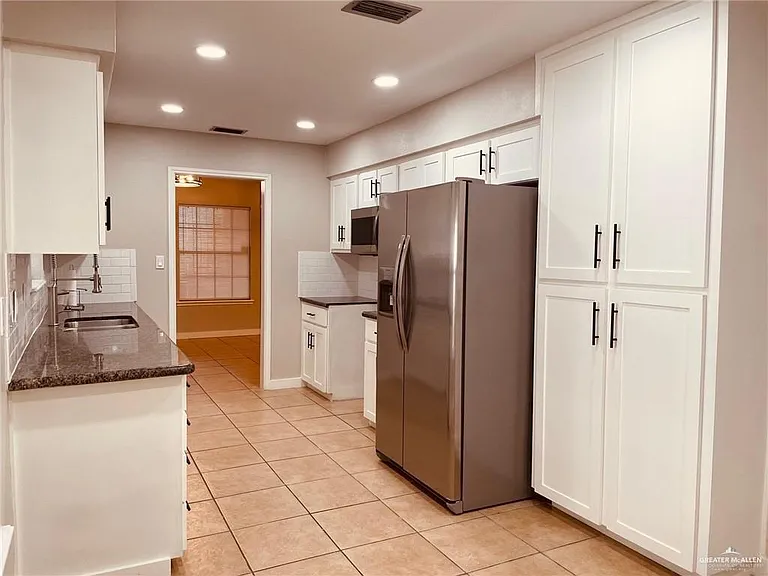 1206 Bluebird Ave — Photo 6