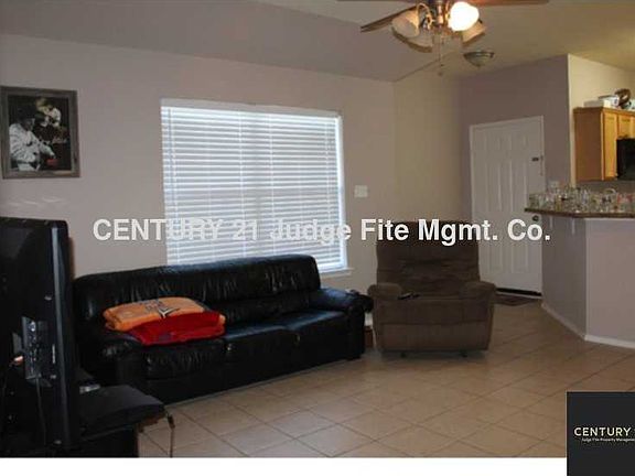 4th image of 131 Lindas Creek Ln