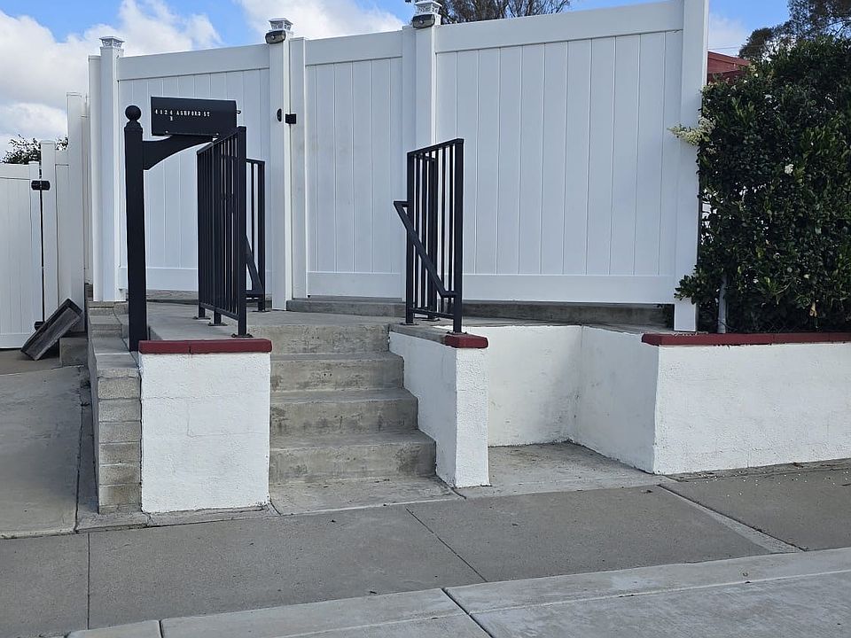1st image of 4124 Ashford St