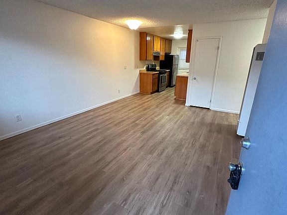 2nd image of 2307 E 10th St APT 4