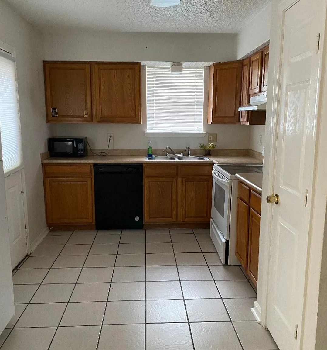 Alton St, Metairie — Photo 1