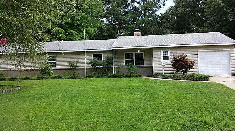 1st image of 3200 Club House Ct