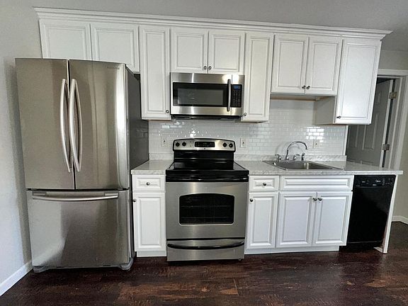 4th image of 5 Hampden St #117A60002