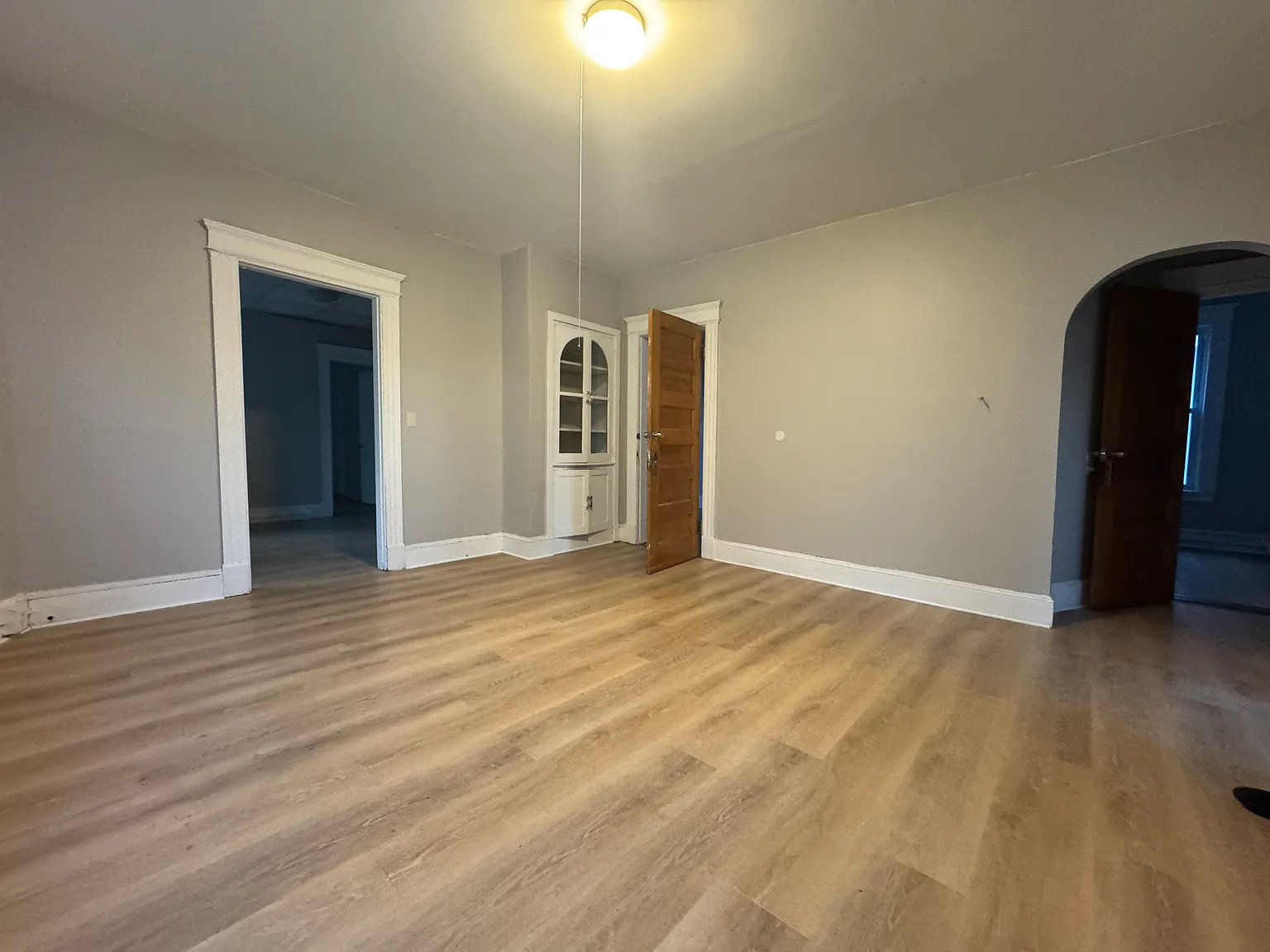 4 bed, 1225 sqft, $1,995 — Photo 3