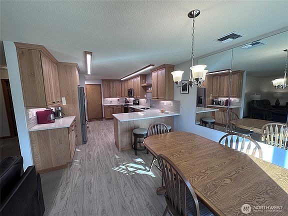 4th image of 500 E Cherry Lane #A-2