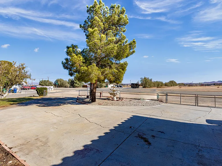 21225 Neuralia Rd — Photo 3