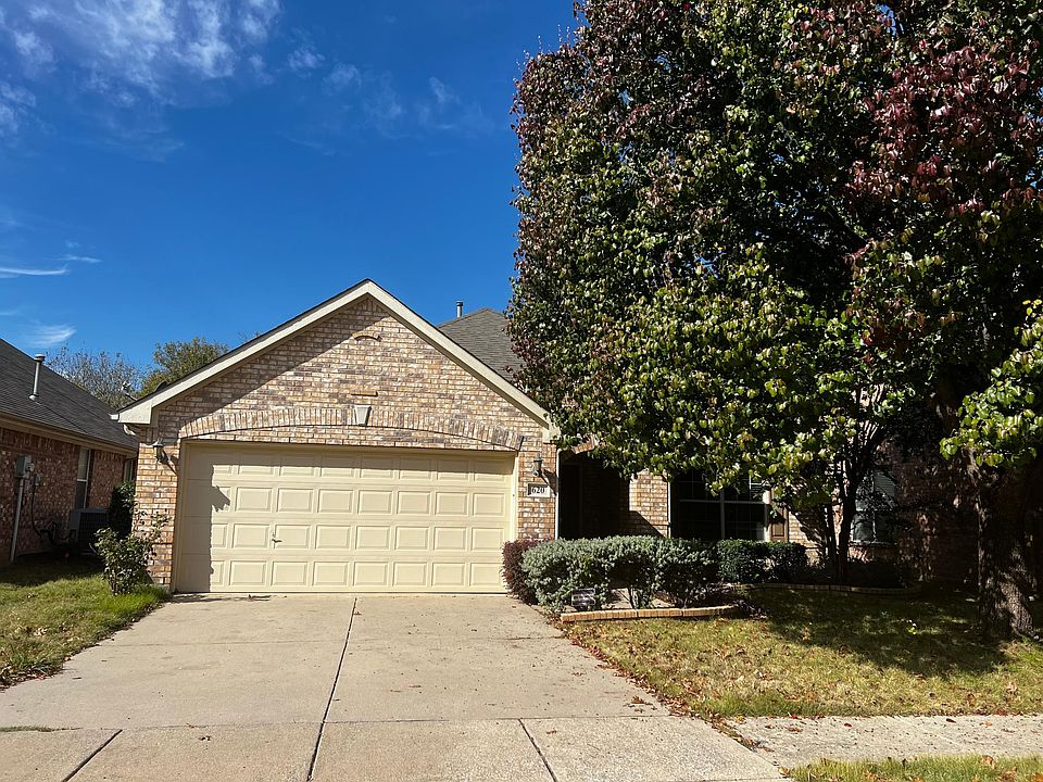 1st image of 620 Creekside Dr