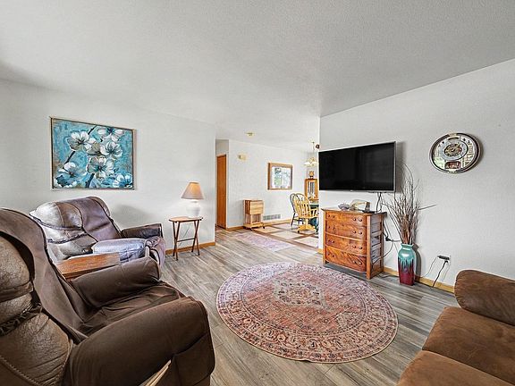4th image of 3158 Williamsburg St