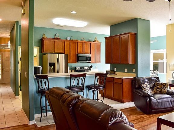 3rd image of 113 Whispering Pines Way