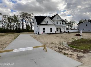 210 Little Acorn Trl, Moyock, NC 27958