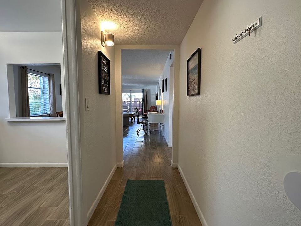 Entrance hallway with Kitchen access.