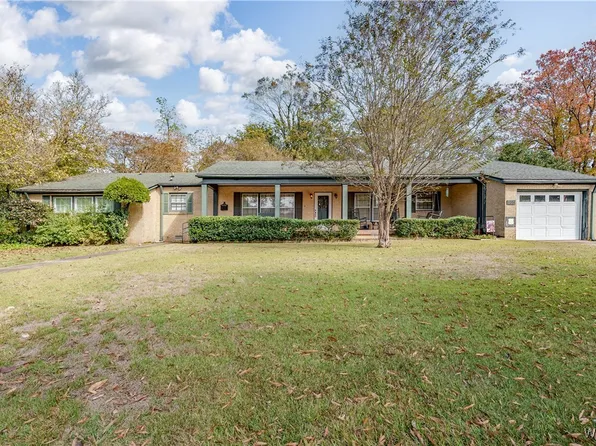 205 E Main St, Livingston, AL 35470