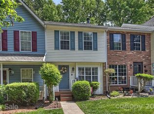 8145 Circle Tree Ln, Charlotte, NC 28277