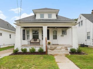 1068 Woodrow Ave NW, Grand Rapids, MI