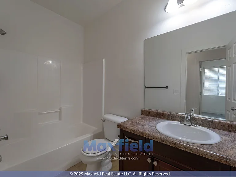 2722 N Double Eagle Dr — Photo 19
