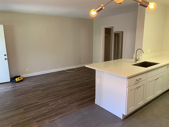 3rd image of 1416 W 148th St #A