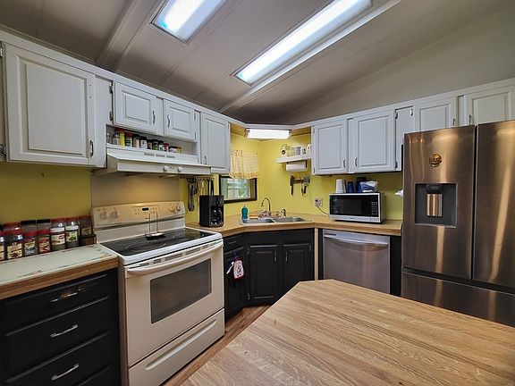 4th image of 12 Lodgepole Ln