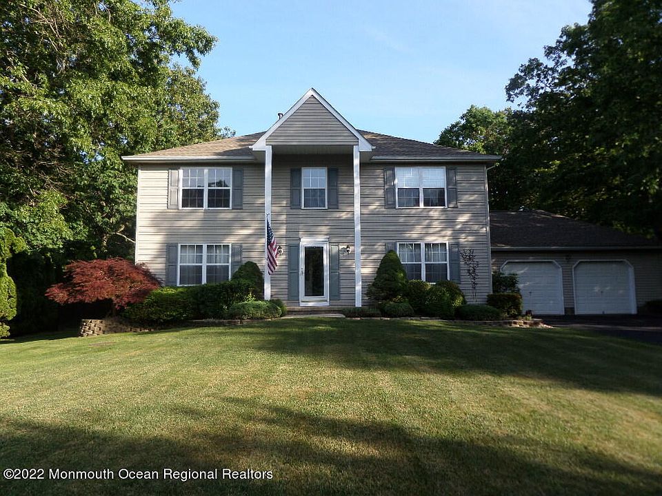 1st image of 26 Cottonwood Dr