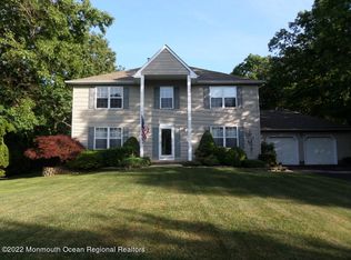 26 Cottonwood Dr, Jackson, NJ