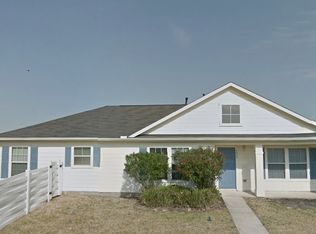 1055 Grassy View Dr, Houston, TX 77073