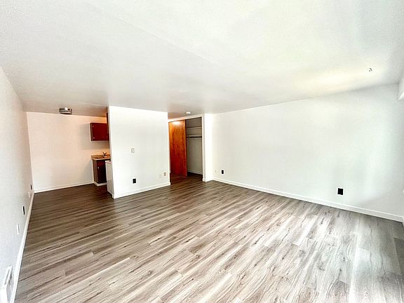 2nd image of 4214 11th Ave NE APT 110