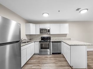 100 Calhoun Ave APT 208, Destin, FL 32541