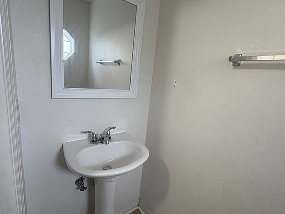 2nd image of 2932 Clarabelle Ct