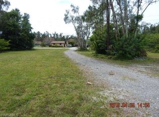 15571 S Pebble Ln, Fort Myers, FL 33912