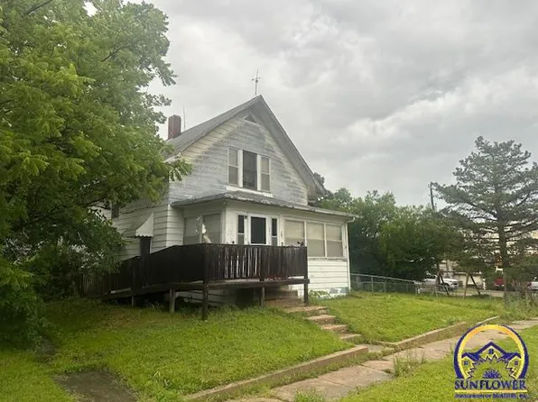 321 Friend St, Cottonwood Falls, KS 66845
