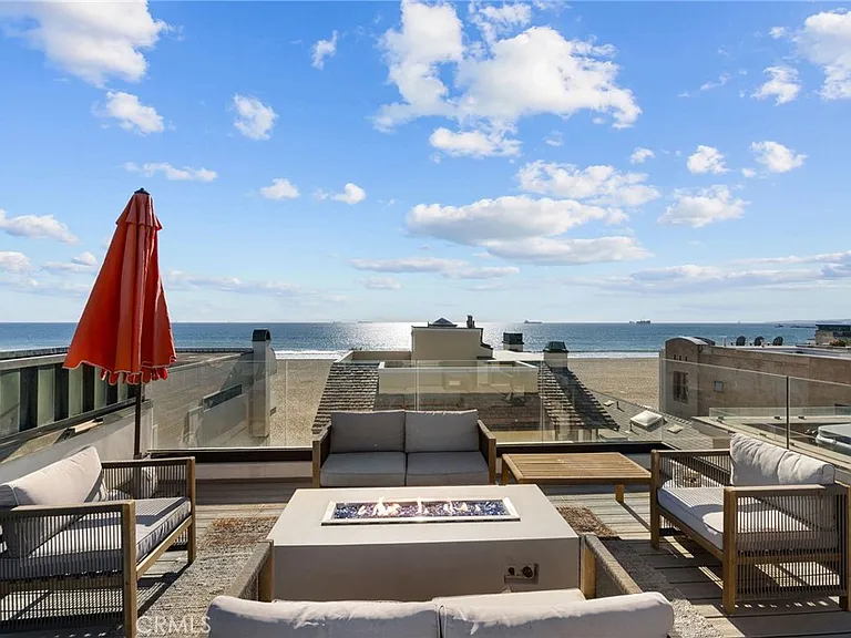 73B Surfside Ave — Photo 32