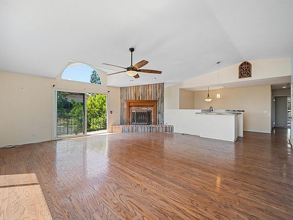 5th image of 1237 Sandra Cir