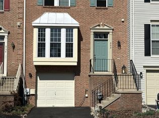 222 Sloan Ct, Wilmington, DE