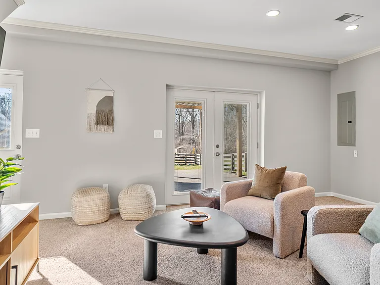 4357 Clemens Dr — Photo 27