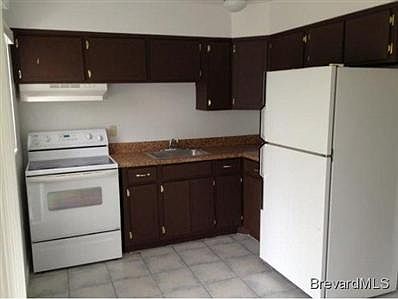 2nd image of 172 E Towne Pl