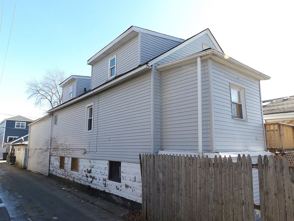 2nd image of 11115 S Albany Ave