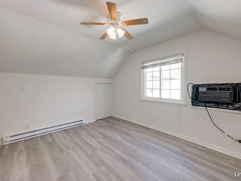 103 Forsythe St #B — Photo 10
