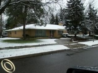 12959 Lincoln Dr, Huntington Woods, MI