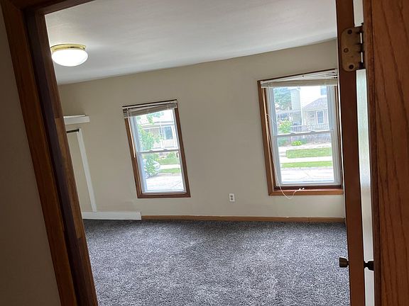 Second Bedroom with 2 windows