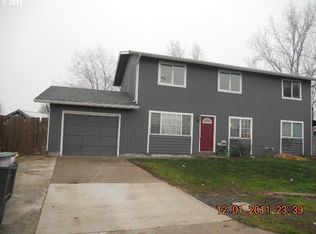 545 Dempsey Ct, Harrisburg, OR 97446