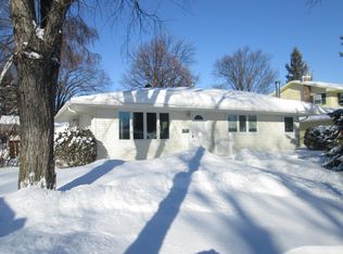 626 25th Ave S, Grand Forks, ND 58201