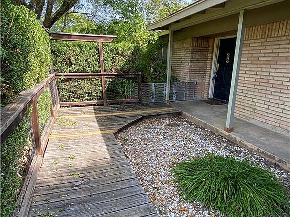 2nd image of 5903 Eureka Dr